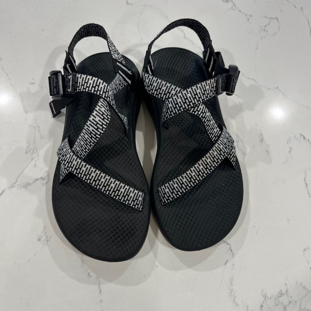 Share Chaco Women's Black/White Outdoor Sports Trail Size 9 Sandals - Picture 6 of 9